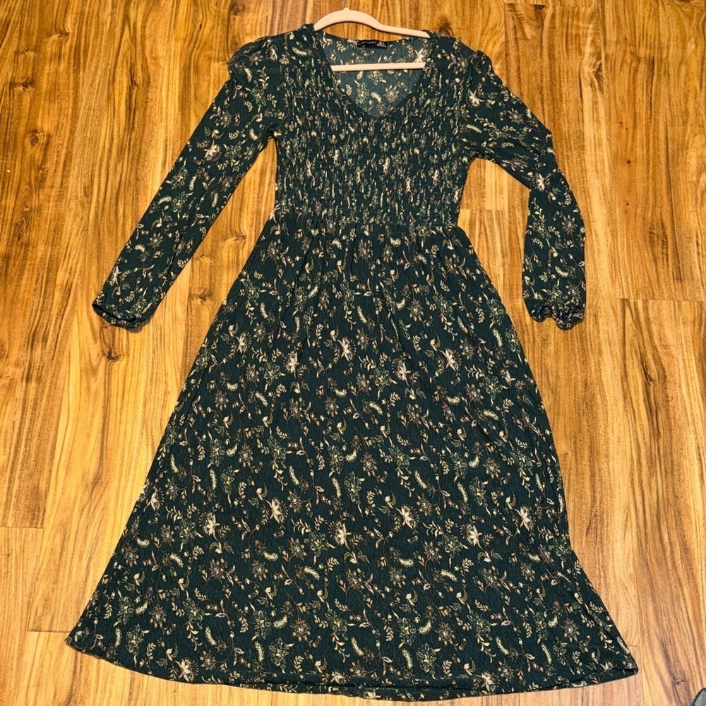 Black Tape women large dress maxi dark Green floral Long Sleeve flowy long light